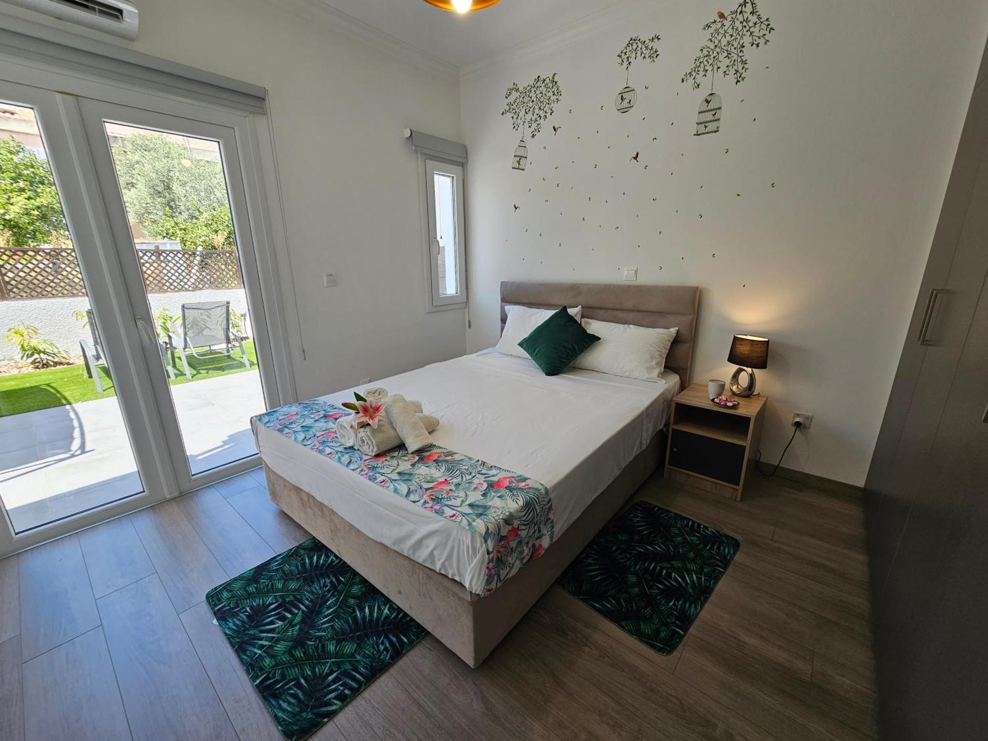 Oroklini Star 3 Apartment Larnaca Bagian luar foto