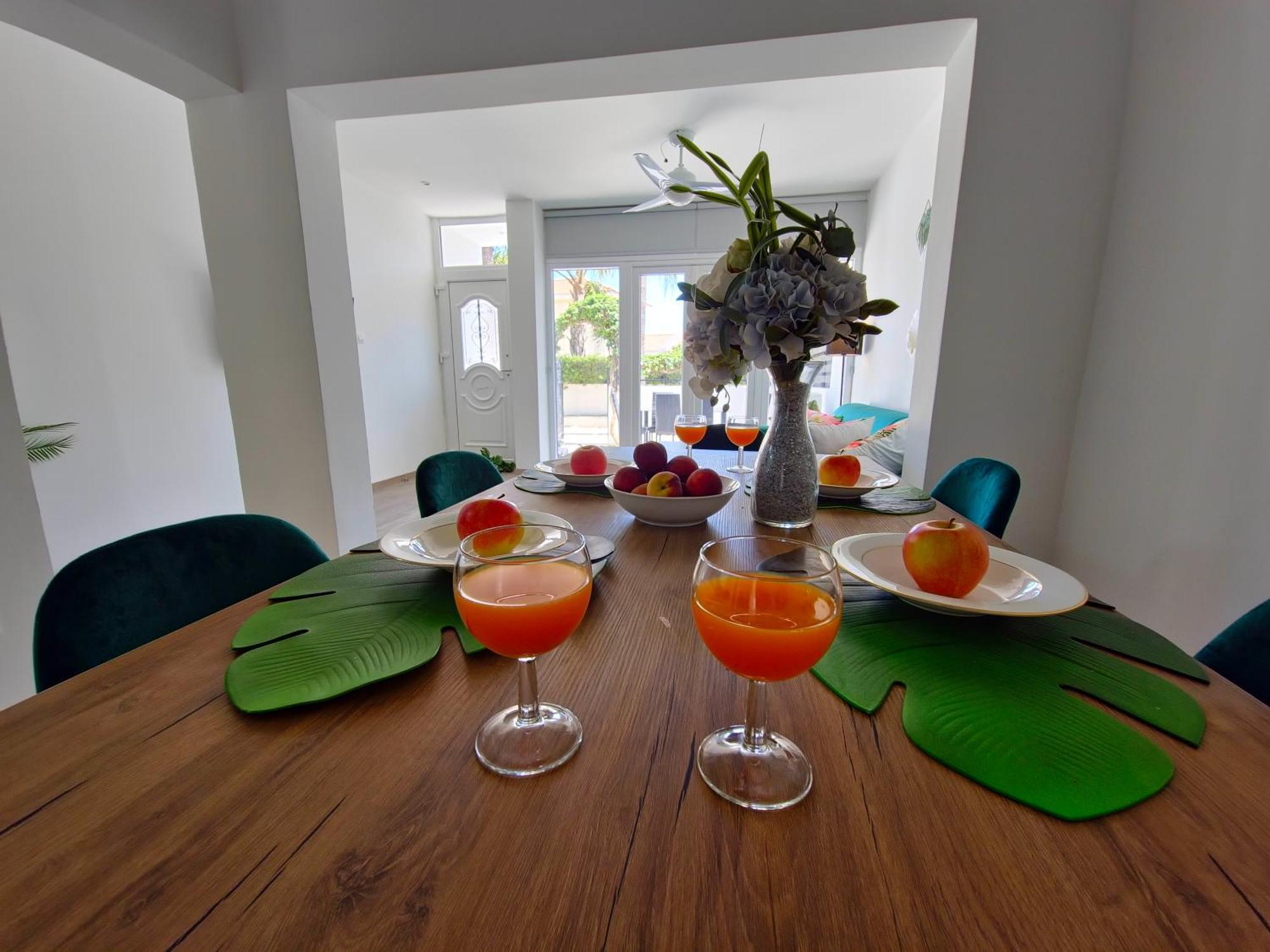 Oroklini Star 3 Apartment Larnaca Bagian luar foto