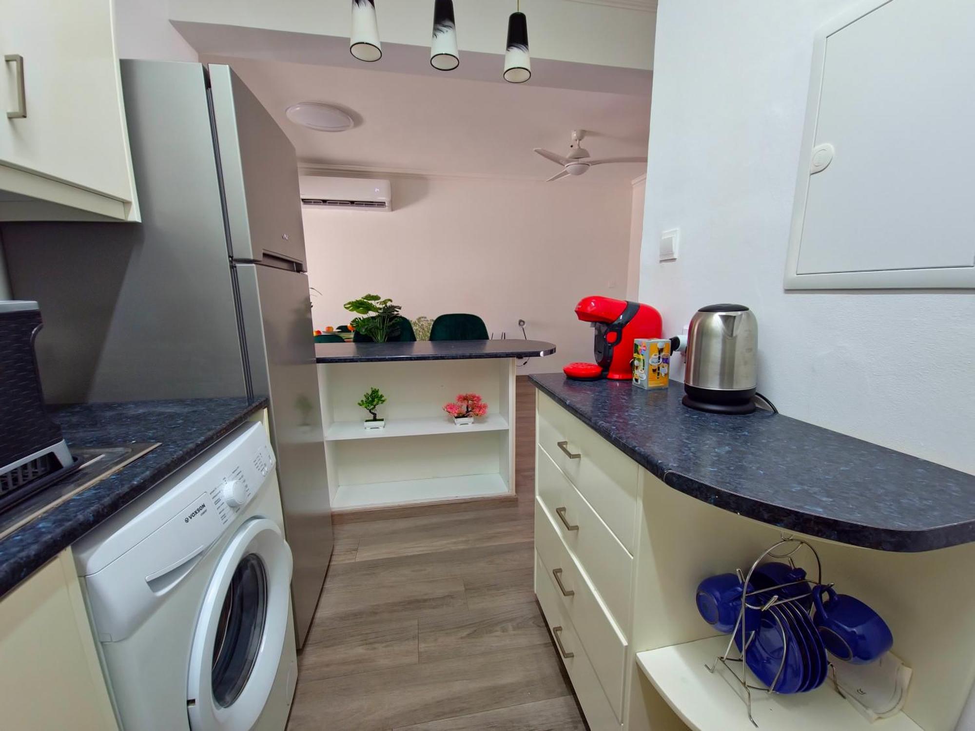 Oroklini Star 3 Apartment Larnaca Bagian luar foto