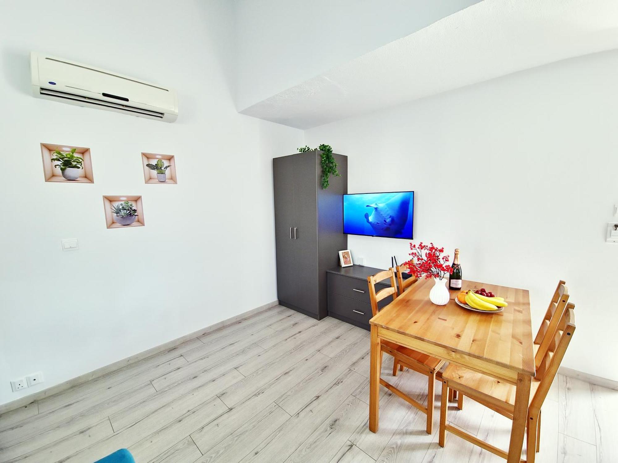 Oroklini Star 3 Apartment Larnaca Bagian luar foto