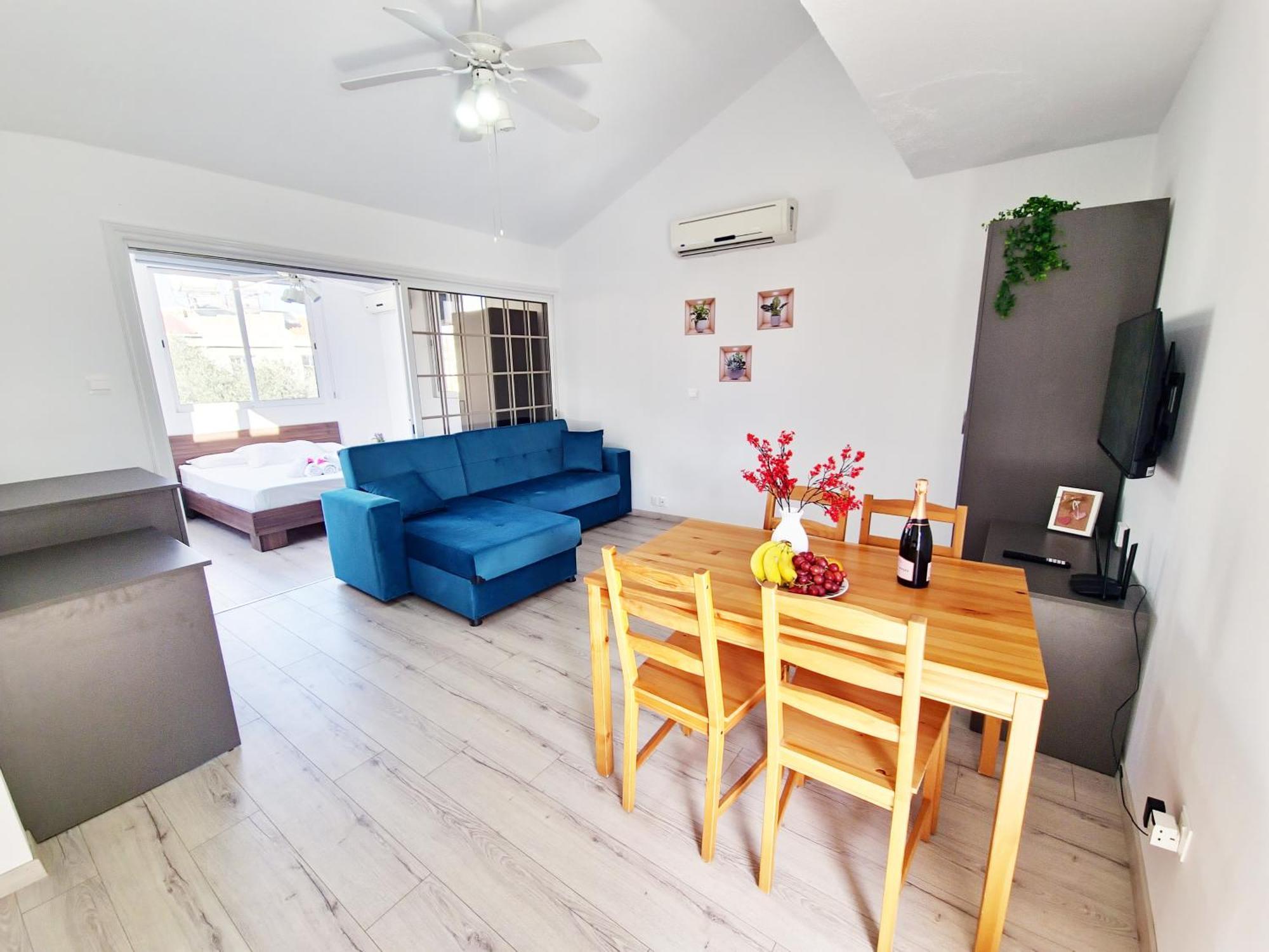 Oroklini Star 3 Apartment Larnaca Bagian luar foto