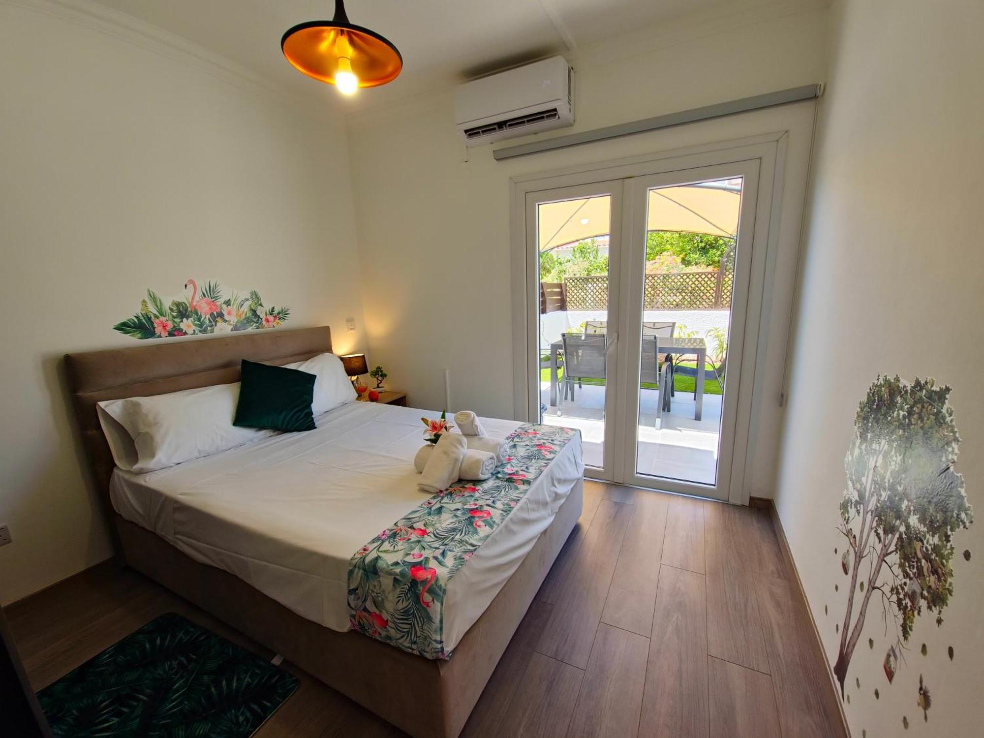Oroklini Star 3 Apartment Larnaca Bagian luar foto